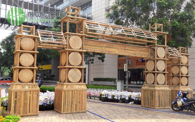 Thi công cổng tre trúc