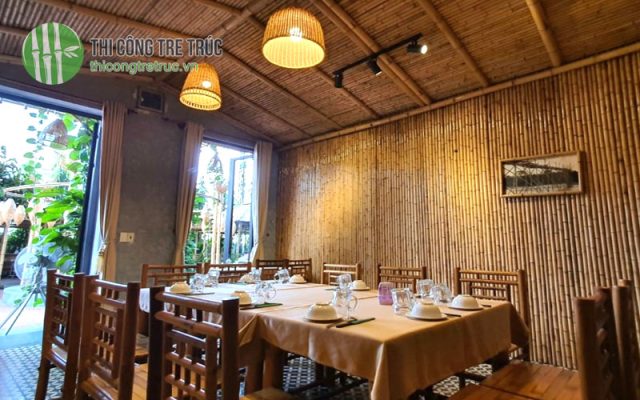 Hướng dẫn ốp tre trúc lên tường trang trí quán ăn